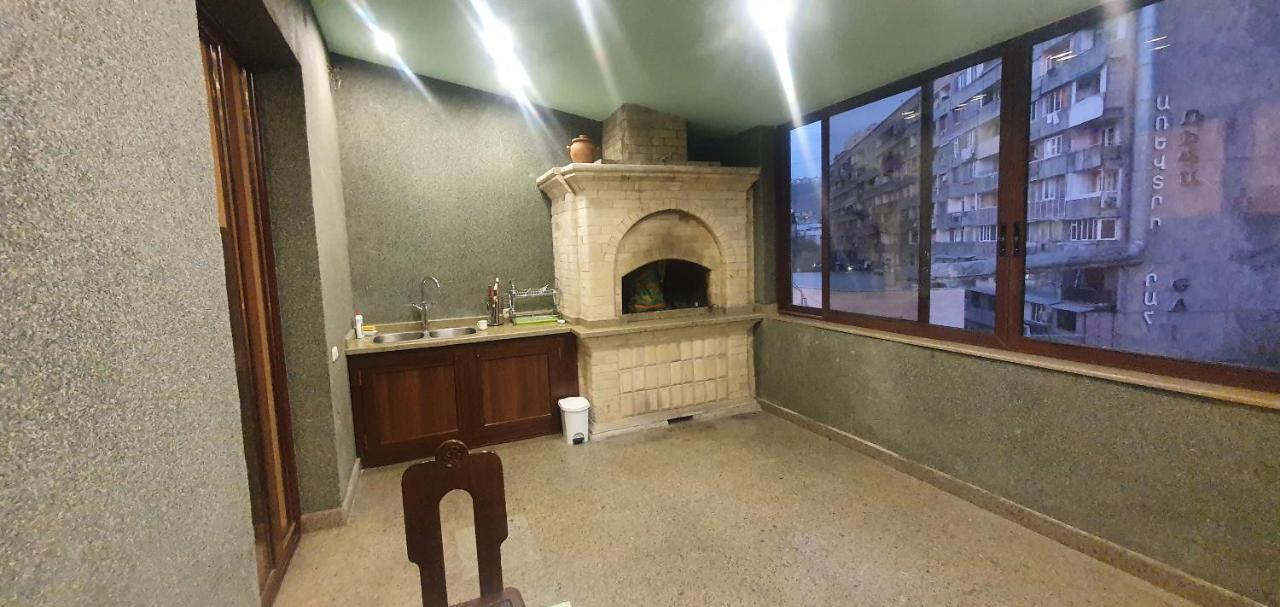 Guest House יירבאן מראה חיצוני תמונה