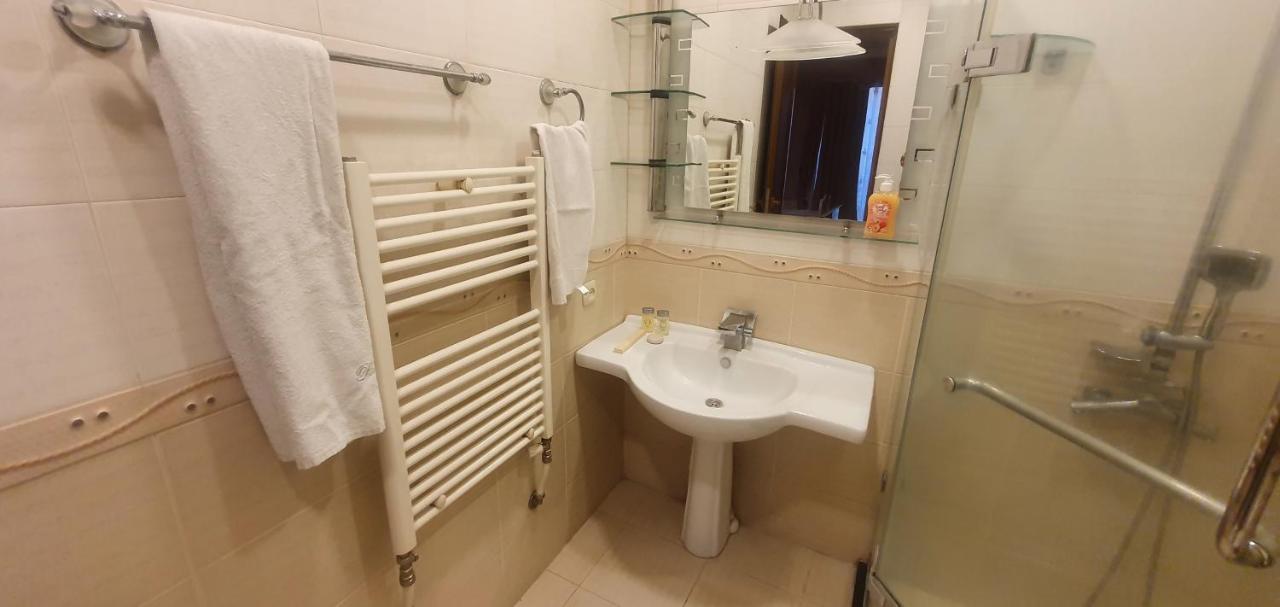 Guest House יירבאן מראה חיצוני תמונה