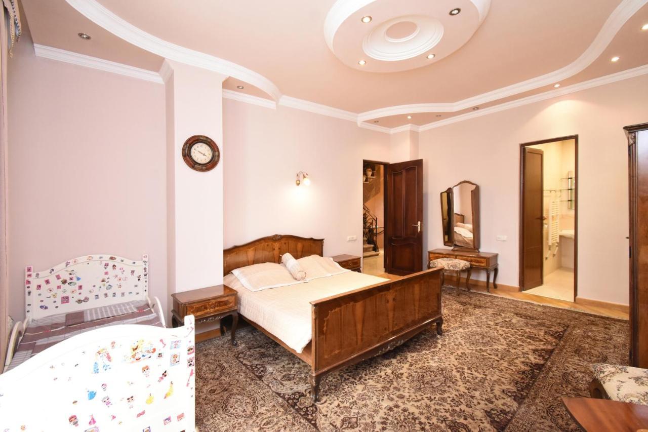 Guest House יירבאן מראה חיצוני תמונה