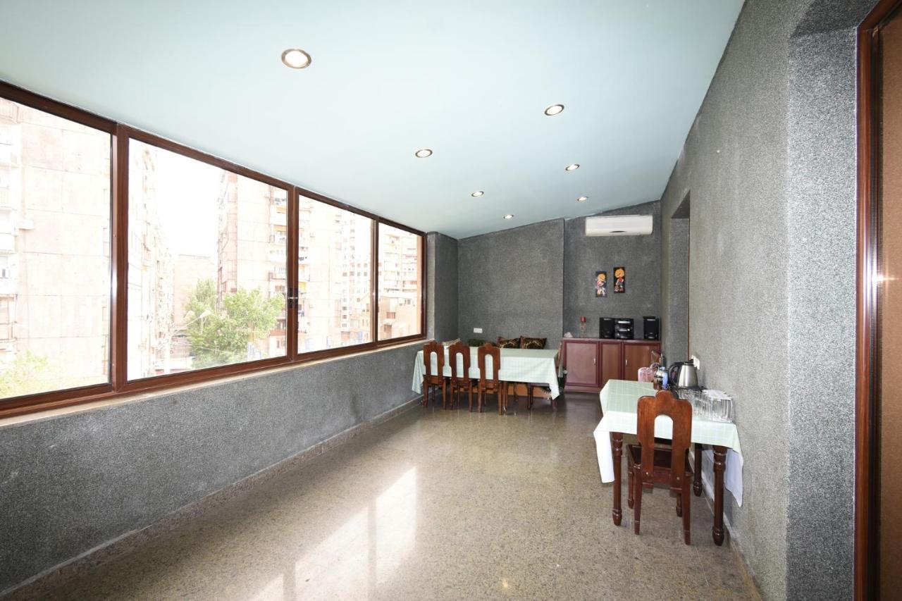 Guest House יירבאן מראה חיצוני תמונה